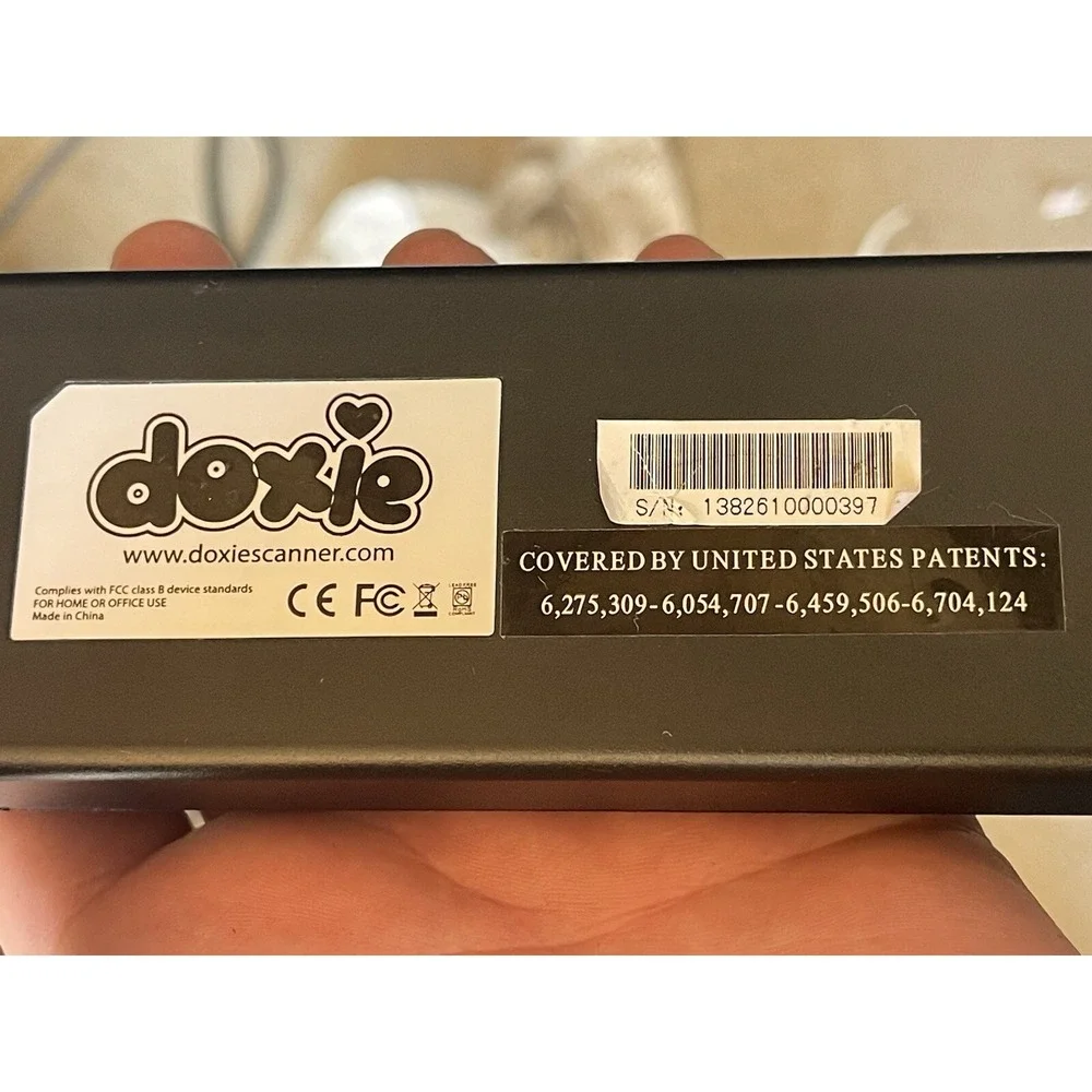 Original Doxie scanner (model DX100